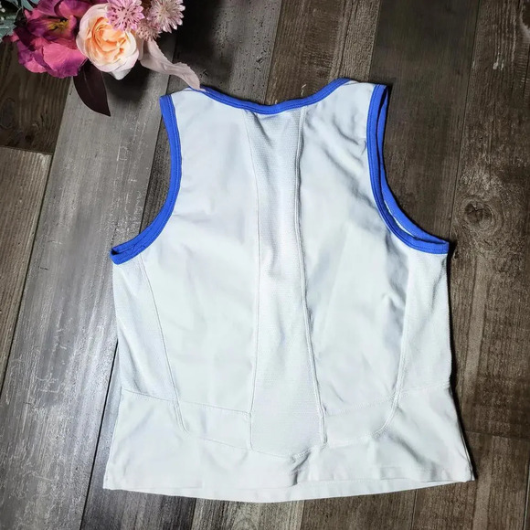 Nike Dri-Fit Women's Workout Tank Top Size Medium White and Blue NWOT - Picture 11 of 11